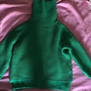 Vici Turtleneck Sweater sz M/L